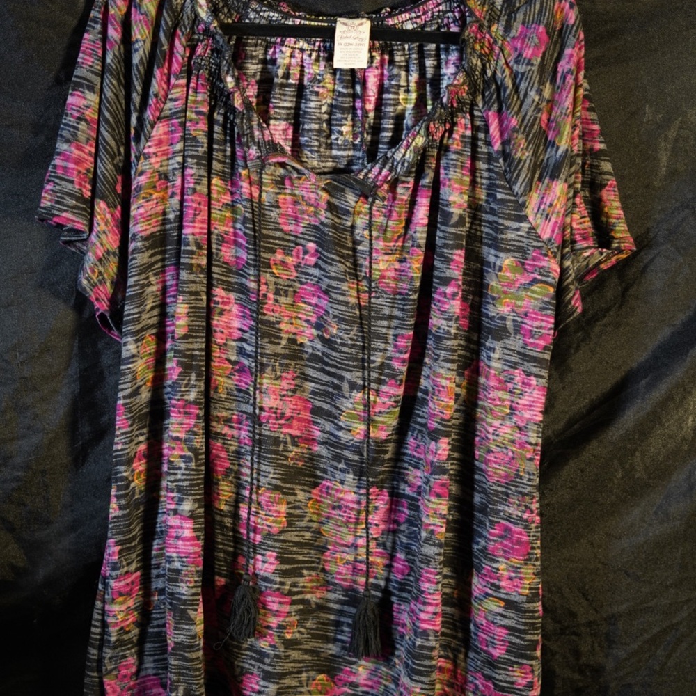 Comfortable and colorful top